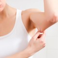 Effect 5 minutes a day!Simple exercises for upper arm.
